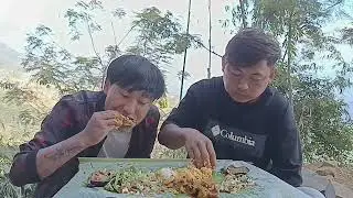 # mukbang with chicken (1kg)😋😋