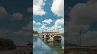 Garonne River and Pont Neuf timelapse hyperlapse in downtown Toulouse, France