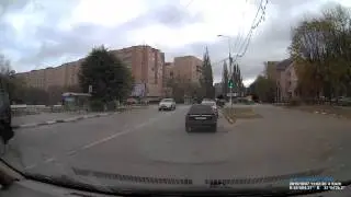 Kenwood KCA-DR300 - автомобильный Full HD видеорегистратор с GPS-приемником, дневная запись