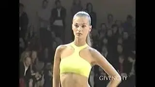 Givenchy Spring 2000 Fashion Show (full pt.2)