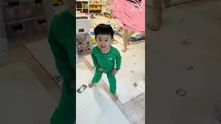 JerryJelly_Day 1198_This little one&rsquo;s dance time&mdash;too cute!🕺🏽🎶