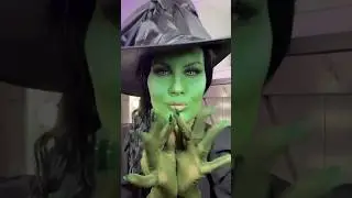 Elphaba Makeup Tutorial from the movie Wicked #elphabamakeup #halloweenmakeuplook #wicked