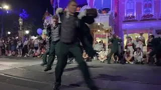 Magic Kingdom - Mickey&rsquo;s Boo to You Halloween Parade 2022