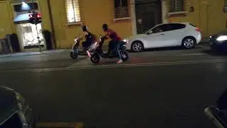 Piaggio Zip Sp 50 2t sick_vince vs Zip 50 4t