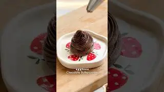 BEST EGGLESS CHOCOLATE BUTTERCREAM RECIPE!&hearts;️⭐️🥰