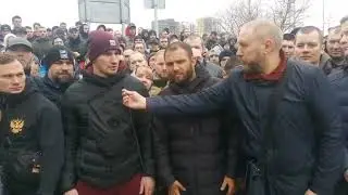 Нужно уважать чужие религии. Но басурмане, это вам не столица страны, и мы не дадим её осквернить...