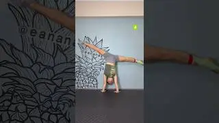 The EASIEST CARTWHEEL 🤸🏼👌🏻 #gymnast #tutorial #tips #howto #easy #shorts