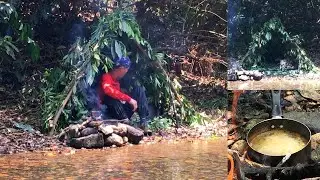 Solo Camping | Building a Streamside Shelter | Wild Cooking