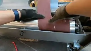 Changing Sandpaper On A 25-50 SuperMax DrumSander | Laguna Tools