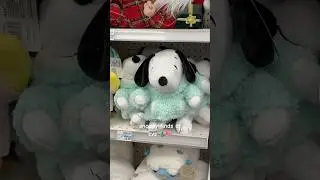 christmas snoopy finds @ cvs 🎀🎄 #christmas #merrychristmas #snoopy #aesthetic #cvs #beauty #winter