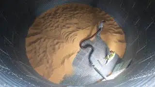 Cleaning out a 12k bushel corn bin Timelapse