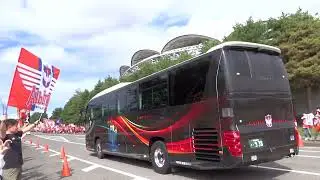 2024/10/05　秋晴れのビッグスワン アルビサポーターによるアルビレックス新潟選手バス入まち作戦