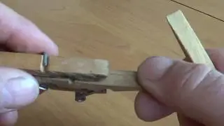 Zabawki z dawnych lat cz 1 Pistolet z klamerek