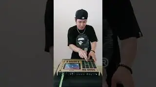 人四的 Finger Drumming | Akai MPC LIVE II | #fingerdrumming #手指鼓 #mpc #mpclive2 #trap #Crunk #remix