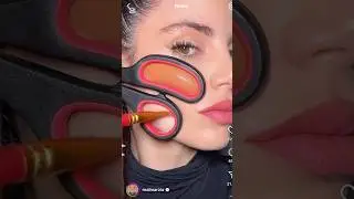 Face contour with scissors ✂️😳 #makeuphack #makeup #facecontouring #scissors #hack #shorts