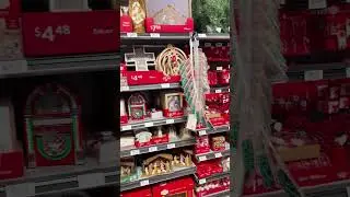 Come Christmas shopping with me at Walmart!💚❤️🌲#christmas #decoretion #shopping #cutedecor