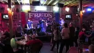 Brave Combo - Fred's Texas Cafe - 2015 - Do Something Different