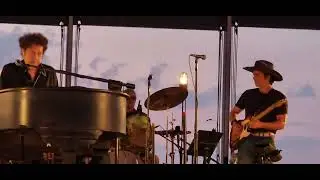 Superb version ! Early Roman Kings  Bob Dylan with Lucas Nelson The Gorge 10th August 2024