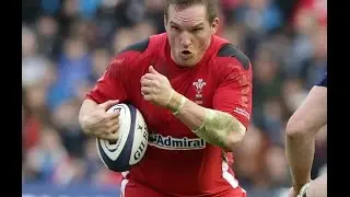 Wales attack and Gethin Jenkins kicks through ! - France v Wales, 28th Feb 2015