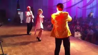 Helmigimmick as fun emcee wedding
