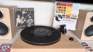 The Hollies - Stop stop stop.