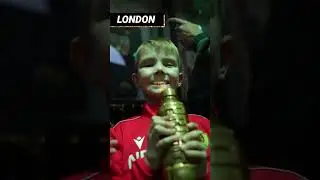 LONDON: The moment the 500,000$ Gold Prime bottle was won. #KSI #LoganPaul #DrinkPrime #shorts