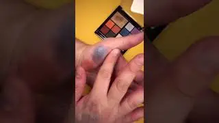 Swatching Revlon Big Bad Eyeshadow Palette
