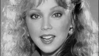 Cheers - Diane Chambers funny moments Part 11 HD