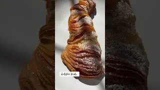 Italian pastry love ❤️ 🇮🇹 Sfogliatelle #shortsviral #ytshorts #shorts #shortsfeed
