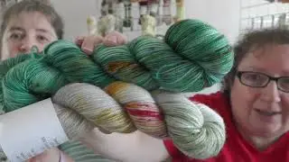 The Crafty Toads - Episode 174 - We Are Like Legos For Yarniacs