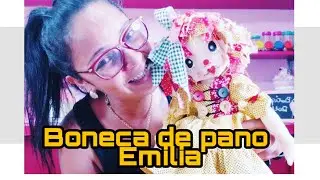 Boneca de pano  Emília
