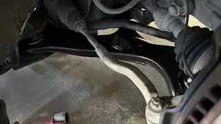 2013 Toyota RAV4 passenger side lower control arm 