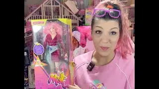 Vintage vs. Modern: Epic Jem and the Holograms Doll Unboxing!