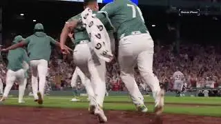 Field view with crowd audio of Ceddanne Rafalea's walk-off triple to send the Red Sox to October!