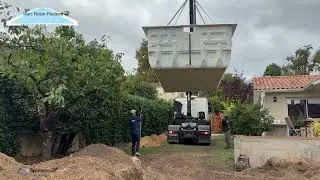 Mercredi 10 septembre : Installation et mise en service d'une piscine modèle PLAGE 650 à Bruges (33)