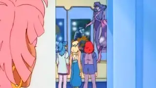 Jem & the Holograms (s2 e01) Raya discovers Jem's secret