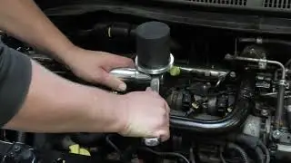 How to remove a stuck diesel injector with pneumatic puller - HU41056