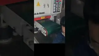 Laser cutting parts deburring machine