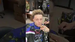 J wavy getting touched up by barber😭🤣