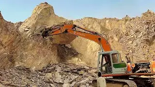 EXCAVATOR POWER: Breaking a Hill like a Pro!&rdquo; #excavators #stonemachinery #jcb #mining #drilling 