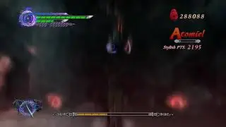Vergil Flexes on Sanctus