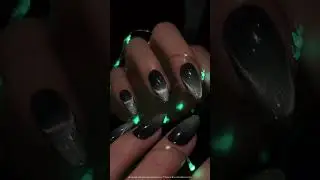 Beetlejuice Beetlejuice&trade; x Glamnetic collection 💚 #pressonnails
