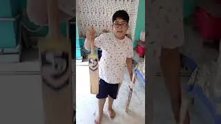 making bat with using paper and cardboard