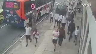 Imagens mostram estudantes roubando celulares na Zona Norte do Rio