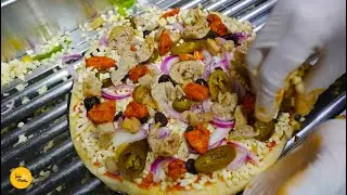 Himachal Pizza King Making Fresh Dough Cheese Overloaded Pizza Rs. 210/- Only l Hamirpur Street Food