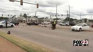 Video: 1 dead, 1 hospitalized following crash at major intersection in Tulsa