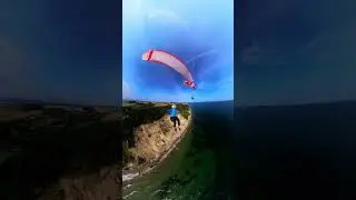 Wing tip #paragliding #hike2fly4fun #parafinder #novapilotsteam #novaparaglider #novaxenon #novaion