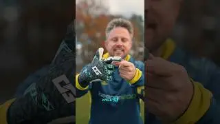 OG1 Hyla SL Review &ndash; You Won&rsquo;t Believe This Fit 😳🧤 #shorts #goalkeeper #gloves #gkgloves