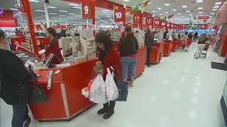 Target now reportedly requiring employees to smile near shoppers