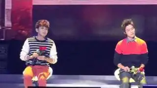 [Fancam] 110816 Beijing Fanmeeting【 Ryeowook & DongHae ~♥ 】SOLO 'Just Like Now'